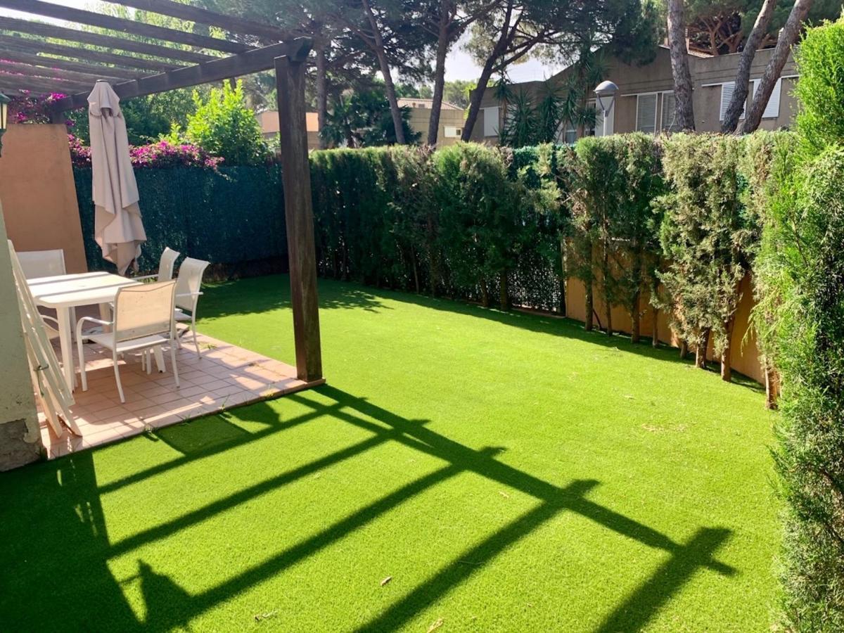 הוילה סאן פליו דה גיסולס Hauzify I Casa Les Penyes מראה חיצוני תמונה