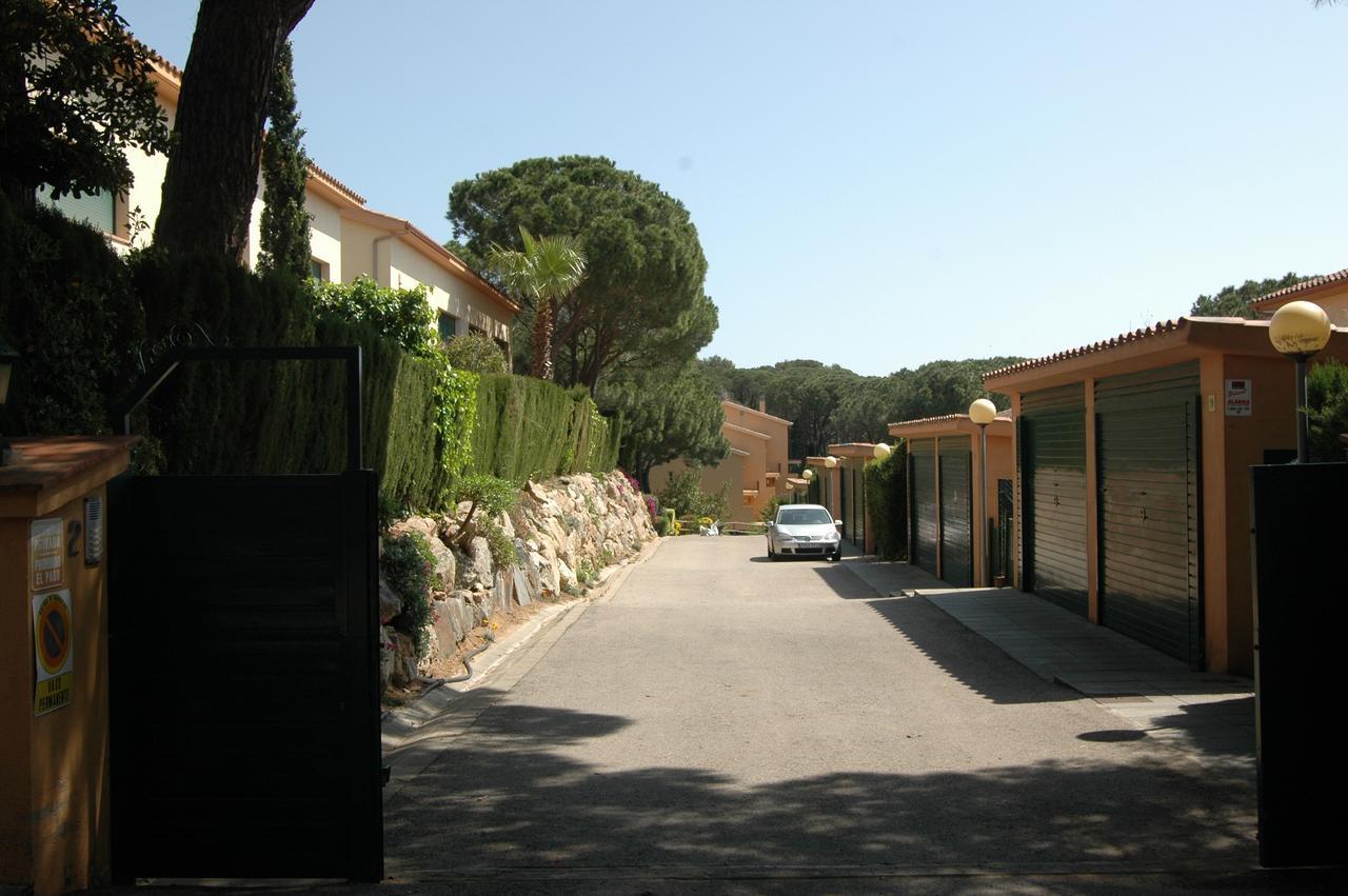הוילה סאן פליו דה גיסולס Hauzify I Casa Les Penyes מראה חיצוני תמונה