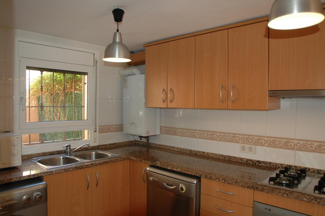 הוילה סאן פליו דה גיסולס Hauzify I Casa Les Penyes מראה חיצוני תמונה