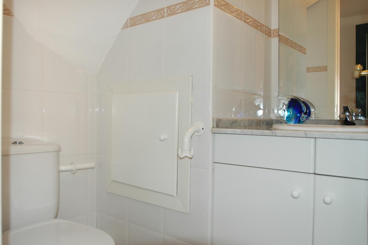הוילה סאן פליו דה גיסולס Hauzify I Casa Les Penyes מראה חיצוני תמונה